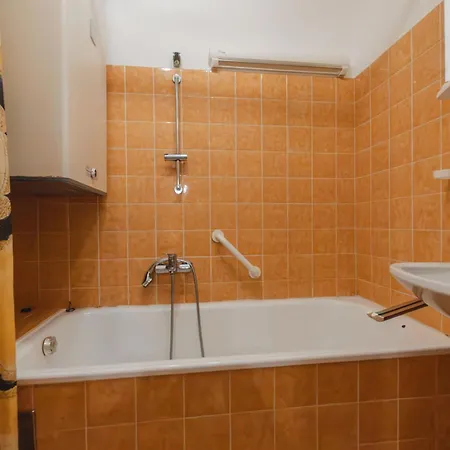 Apartment Haus Achenstrasse-5 By Interhome